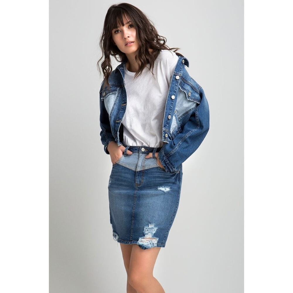Jordache Sloan V-Front Ripped Denim Skirt NWT